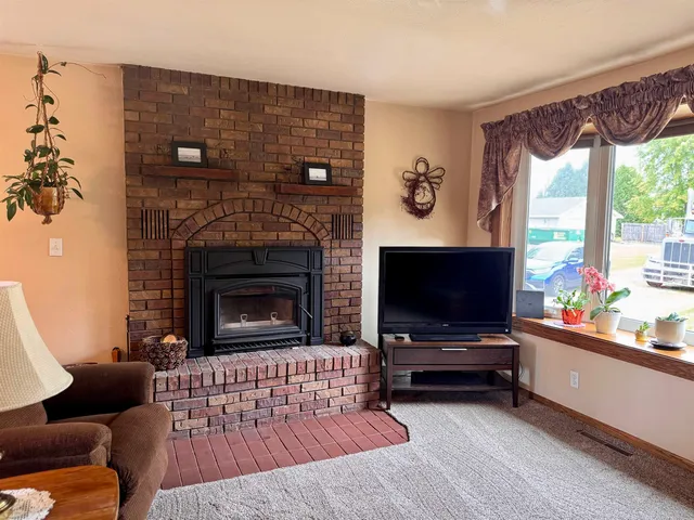 $474,900 | 7779 County Road South, Sobieski, WI 54171