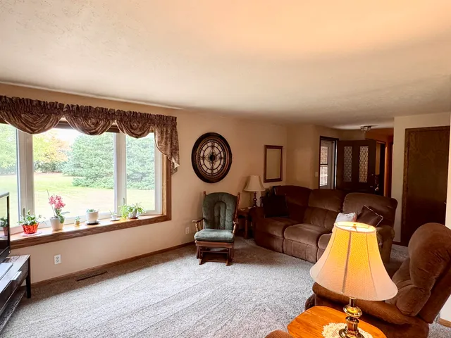 $474,900 | 7779 County Road South, Sobieski, WI 54171