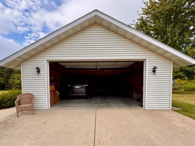 $474,900 | 7779 County Road South, Sobieski, WI 54171