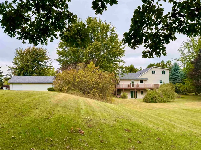 $474,900 | 7779 County Road South, Sobieski, WI 54171