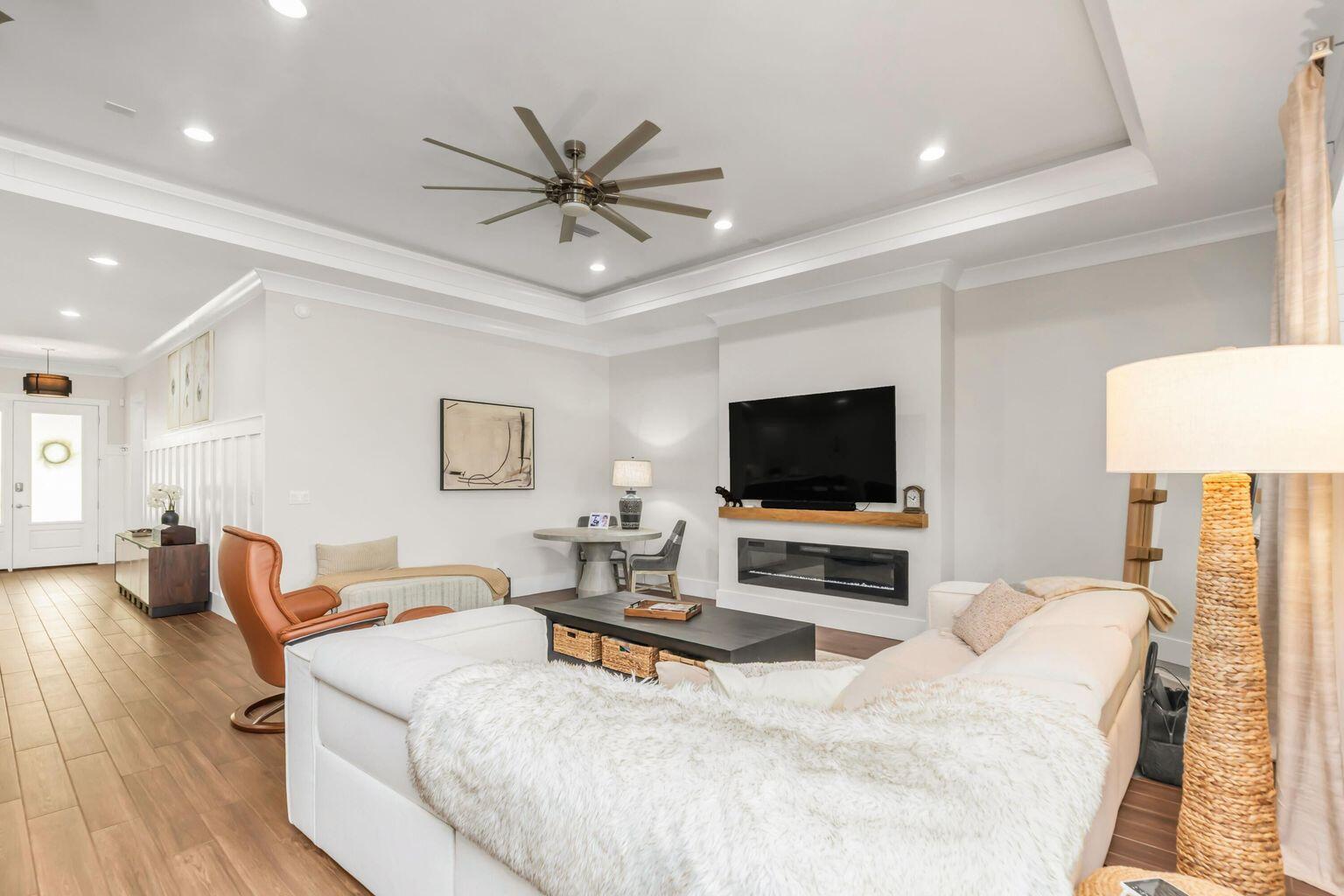 82 Amadeus Avenue Freeport, FL 32439 - Photo 12 of 95 family room