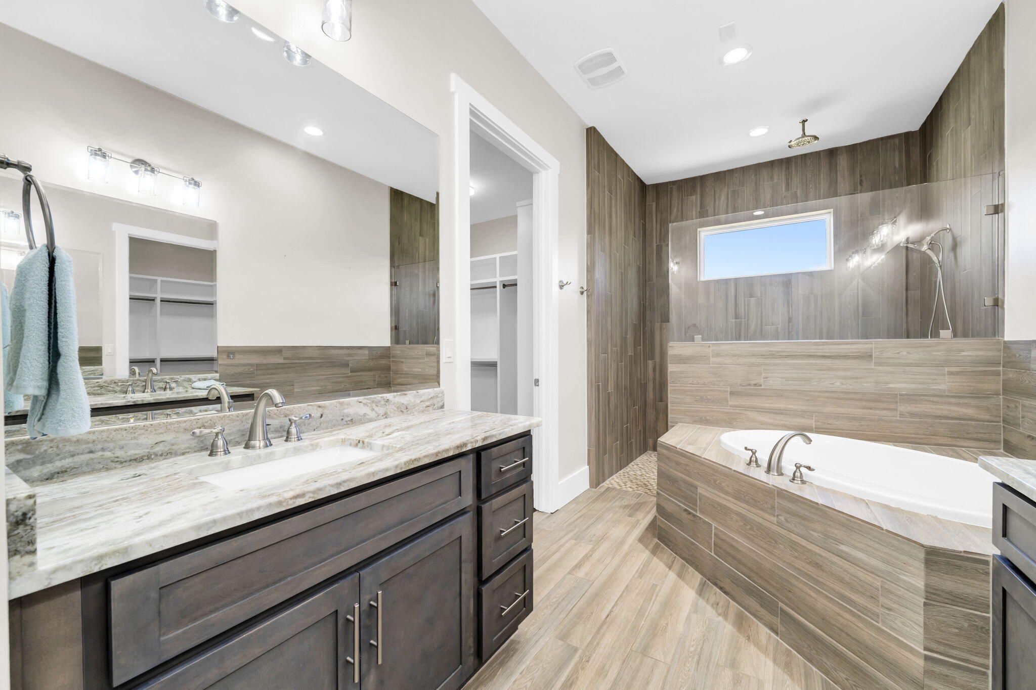 82 Amadeus Avenue Freeport, FL 32439 - Photo 23 of 95 primary bath