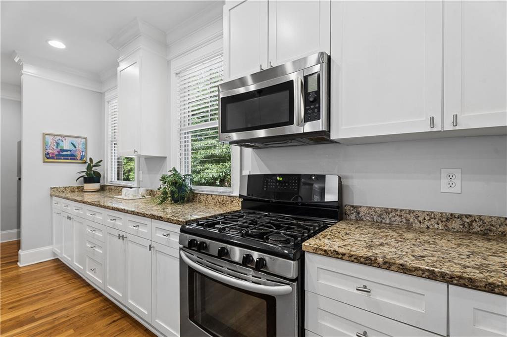 114 Knob Hills Circle Decatur, GA 30030 - Photo 14 of 56