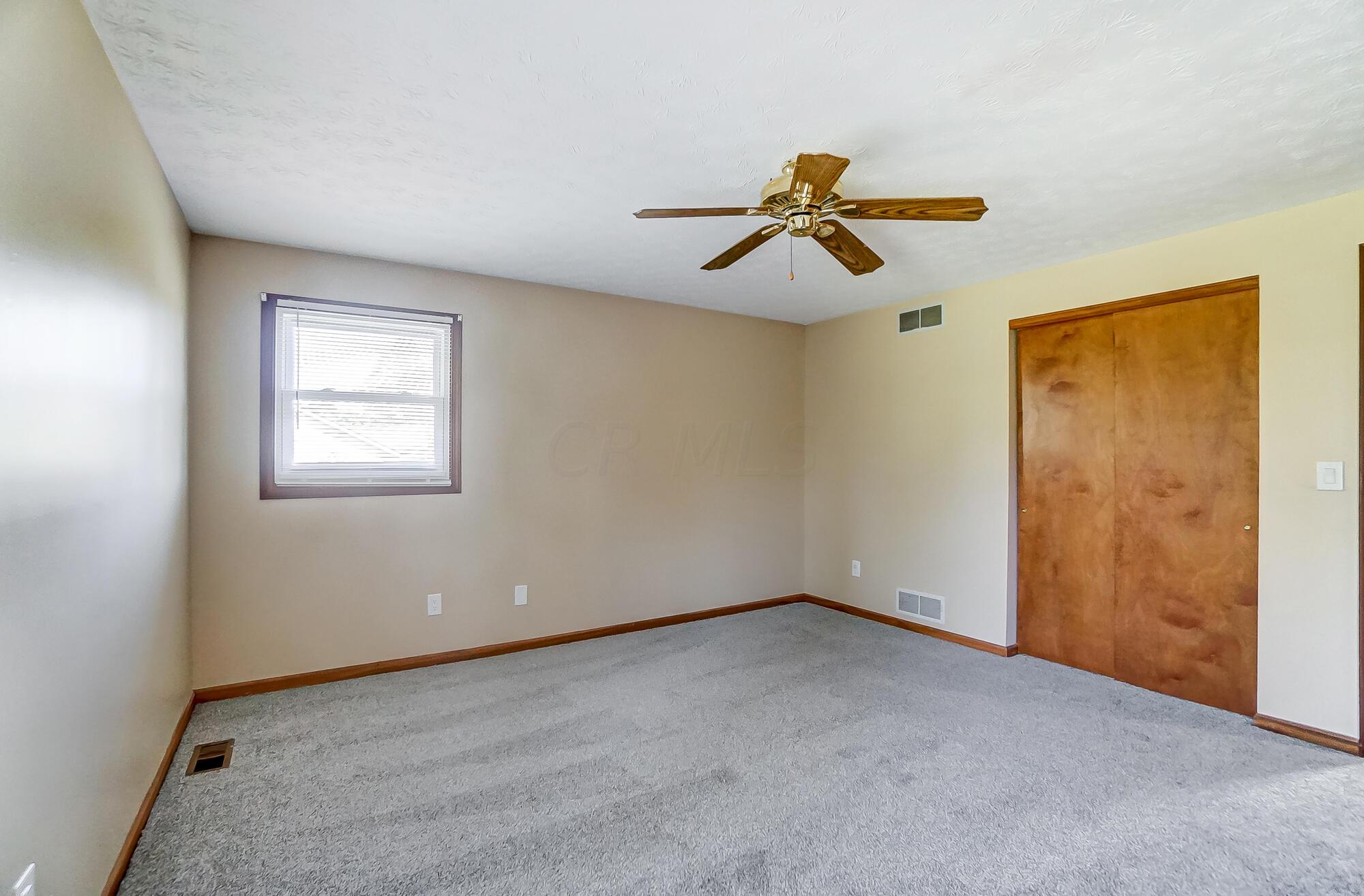 5644 Outville Road Southwest Pataskala, OH 43062 - Photo 19 of 48 022