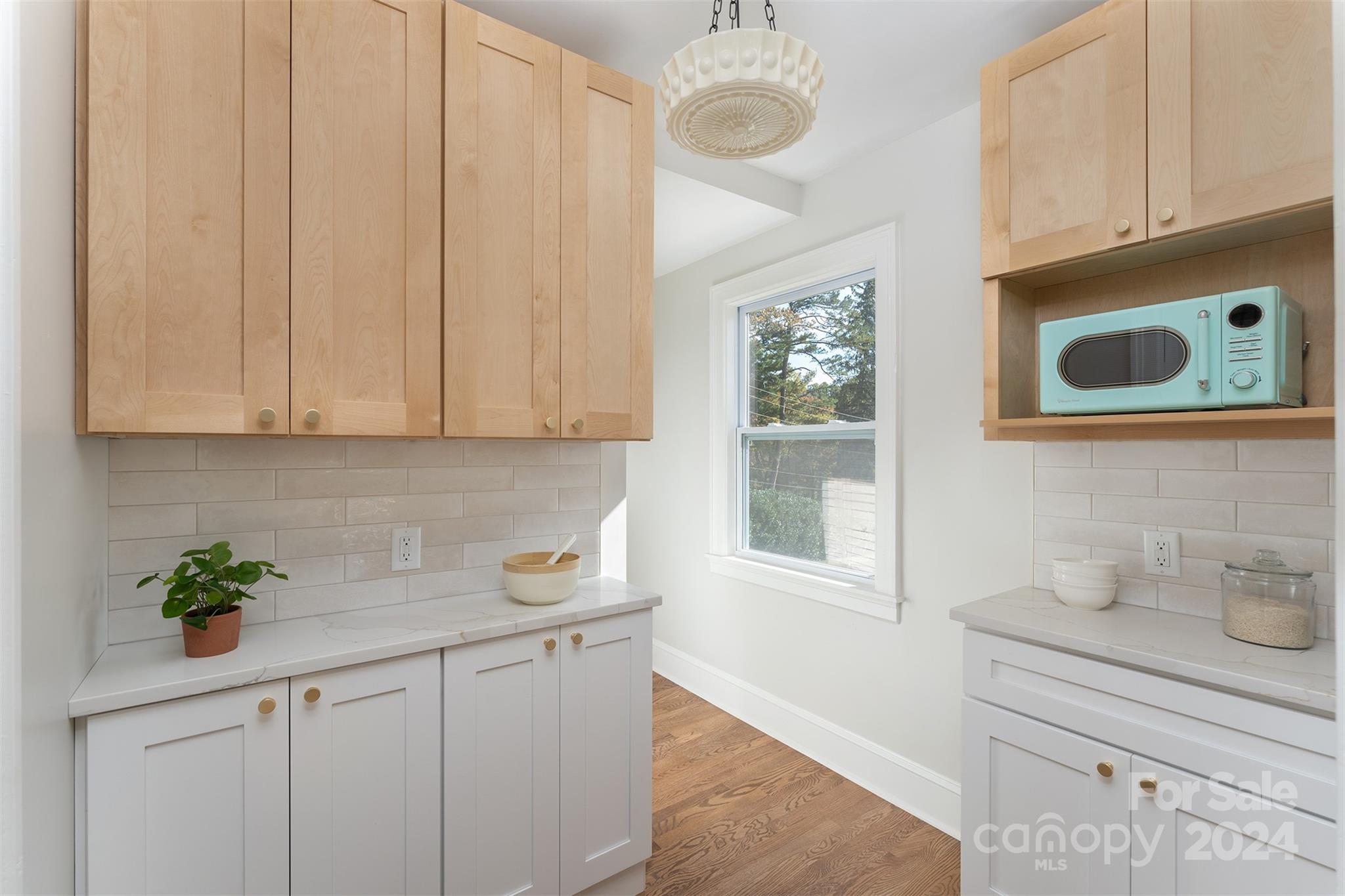232 Country Club Road Asheville, NC 28804 - Photo 10 of 40 Gallery Image 10