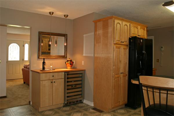 23 Peabody Road Shirley, MA 01464 - Photo 3 of 20 a bathroom with a sink a mirror and a shower