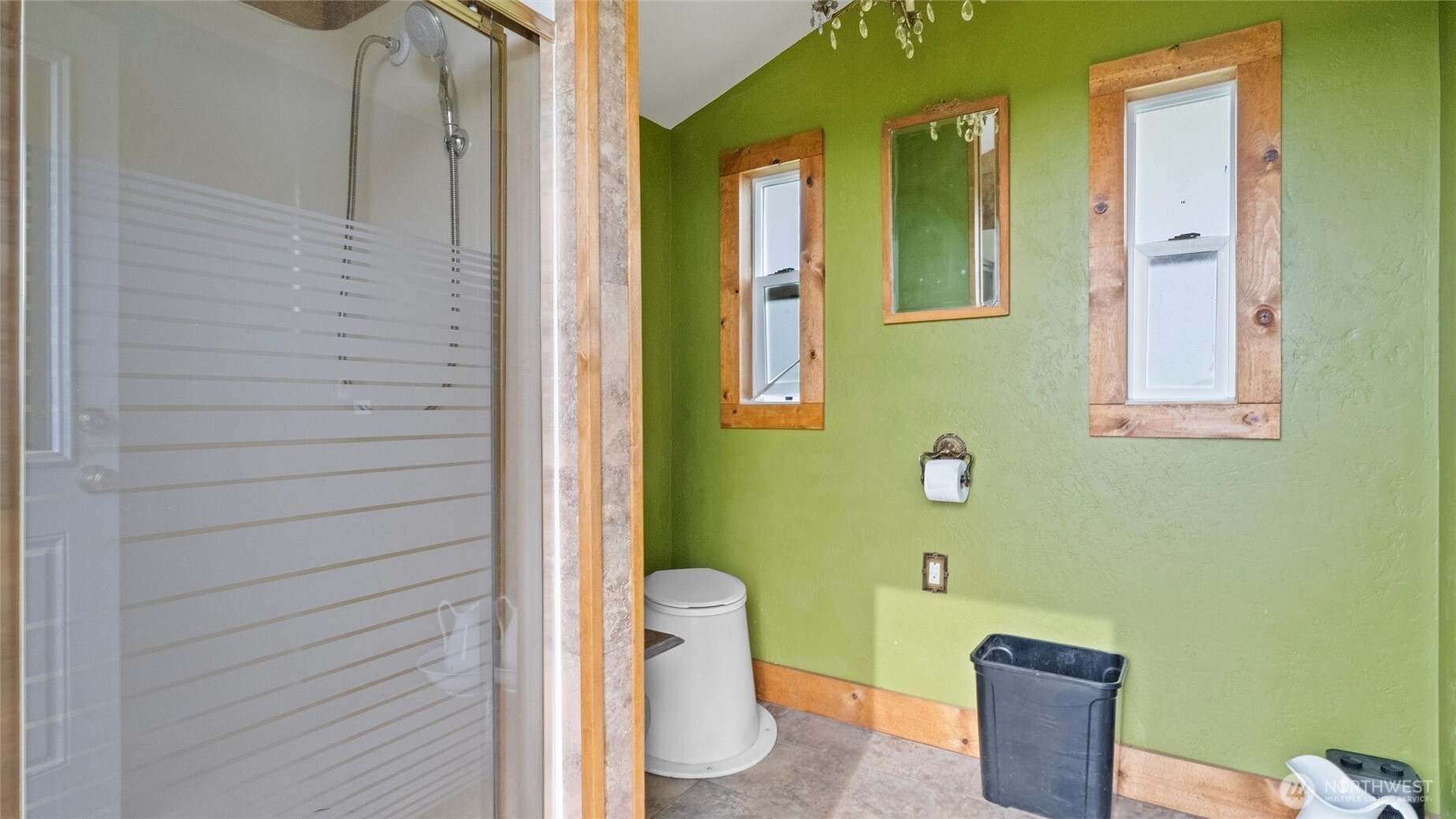 588 Reservoir Lane Pomeroy, WA 99347 - Photo 15 of 40 a bathroom with a sink and a mirror