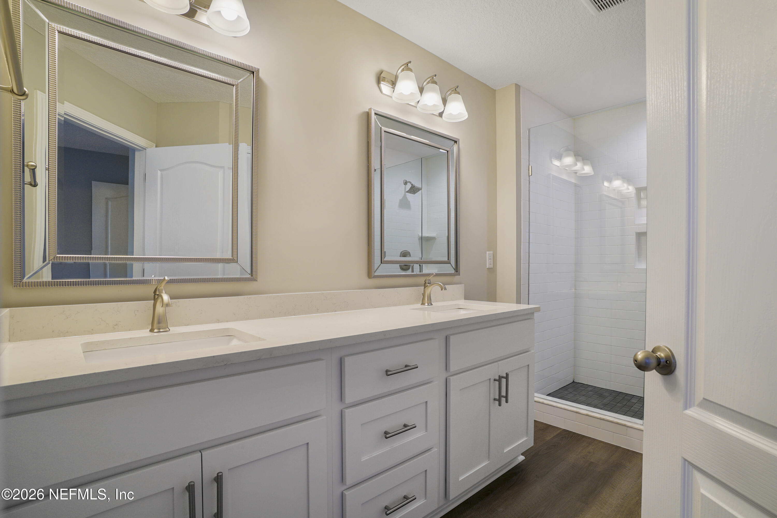 142 Castro Court St. Johns, FL 32259 - Photo 17 of 41 Double Sinks & Quartz Counters-Master Ba
