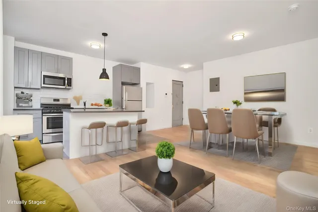 $1,649,999 | 1069 Grant Avenue | Concourse