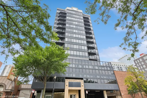 $450,000 | 1309 North Wells Street, Unit 1303, Chicago, IL 60610