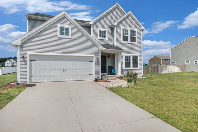 $2,900 | 7280 Hopkinton Drive, Kalamazoo, MI 49009