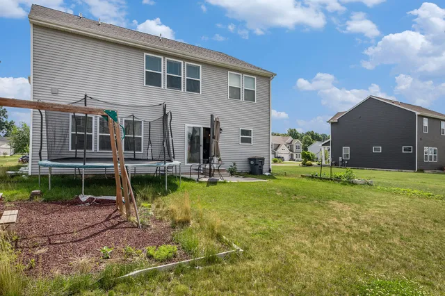 $2,900 | 7280 Hopkinton Drive, Kalamazoo, MI 49009