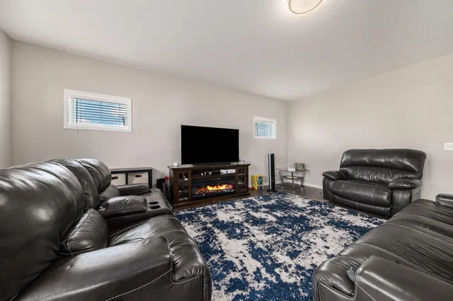 $2,900 | 7280 Hopkinton Drive, Kalamazoo, MI 49009