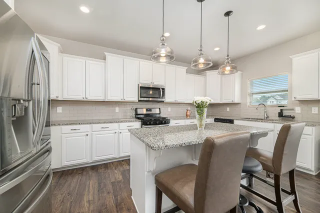 $2,900 | 7280 Hopkinton Drive, Kalamazoo, MI 49009