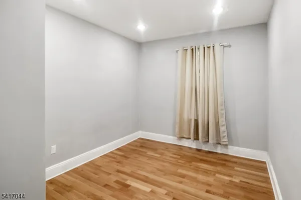 $3,200 | 71 Knapp Avenue, Clifton, NJ 07011