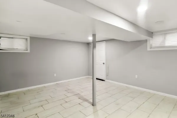 $3,200 | 71 Knapp Avenue, Clifton, NJ 07011
