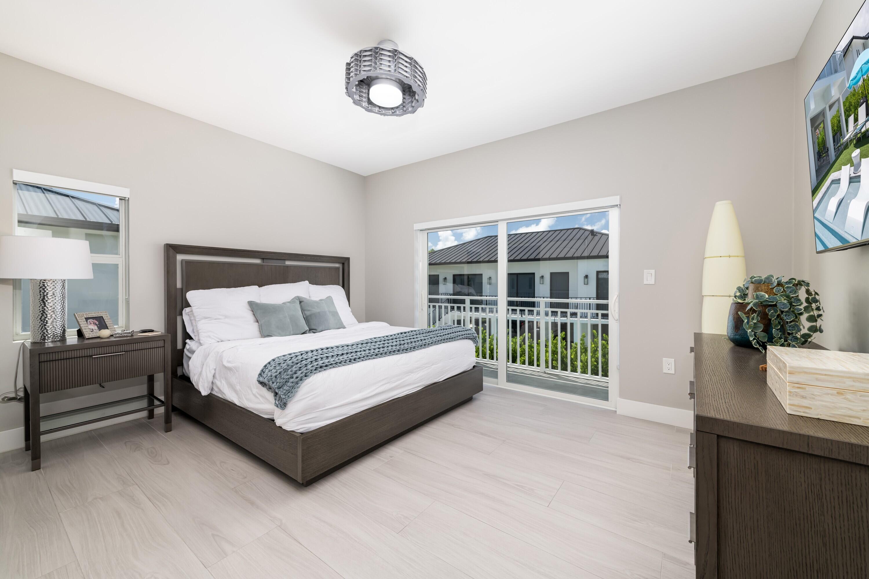 227 Corsair Road Marathon, FL 33050 - Photo 42 of 66 Duck_Key_227_Corsair_Road_Interior_Maste