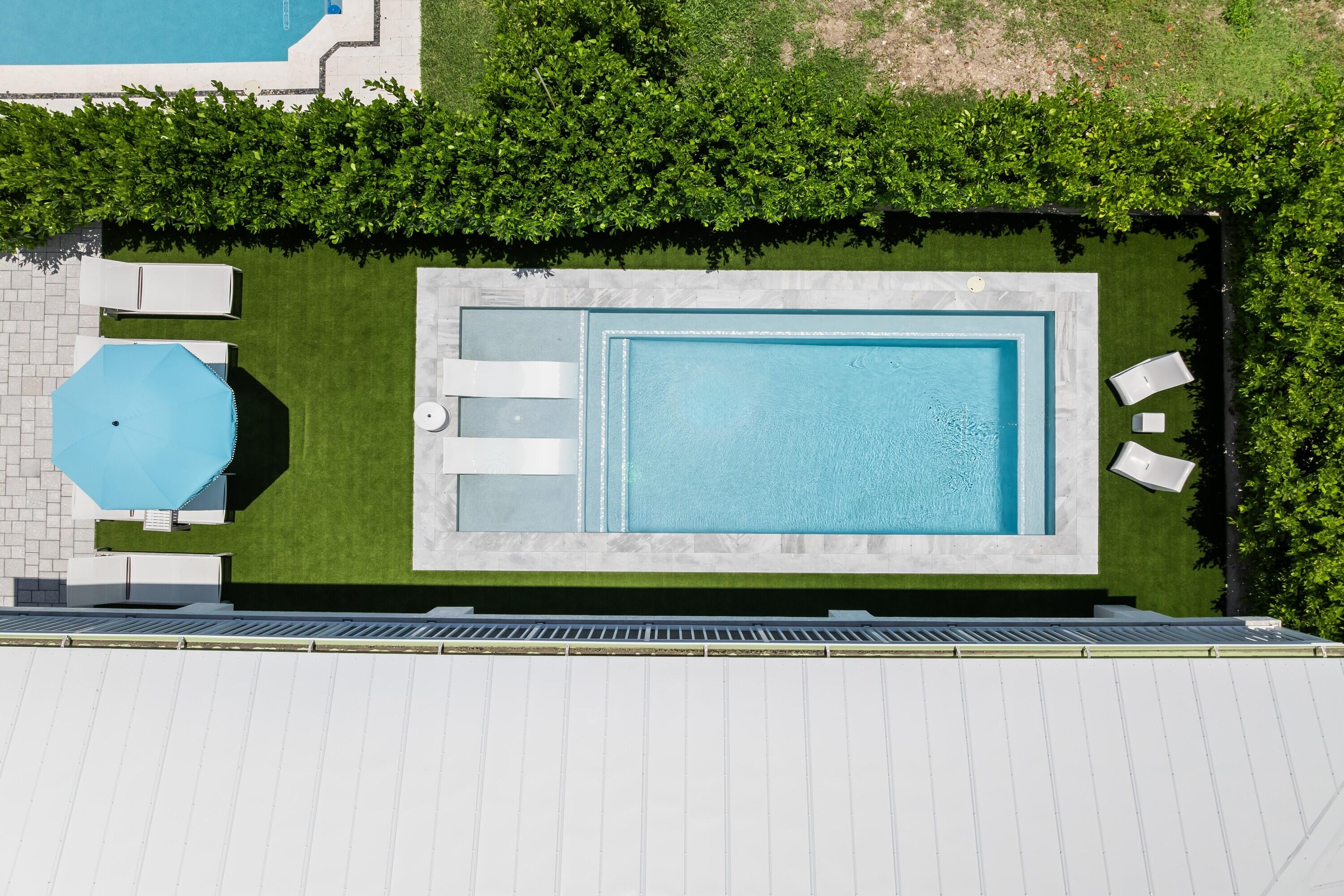 227 Corsair Road Marathon, FL 33050 - Photo 59 of 66 a front view of a house with garden