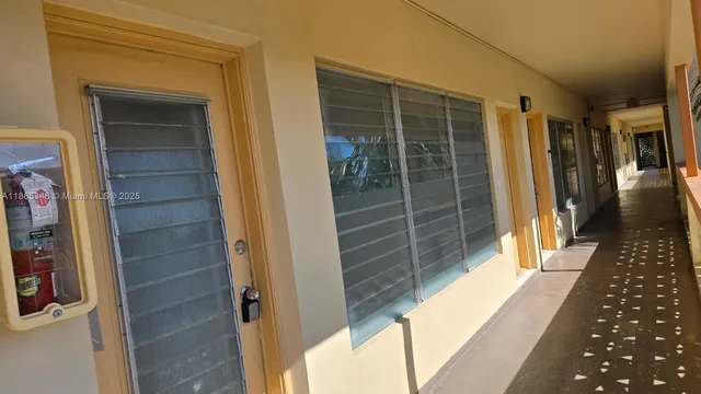 $1,650 | 1885 Northeast 121st Street, Unit 17, North Miami, FL 33181