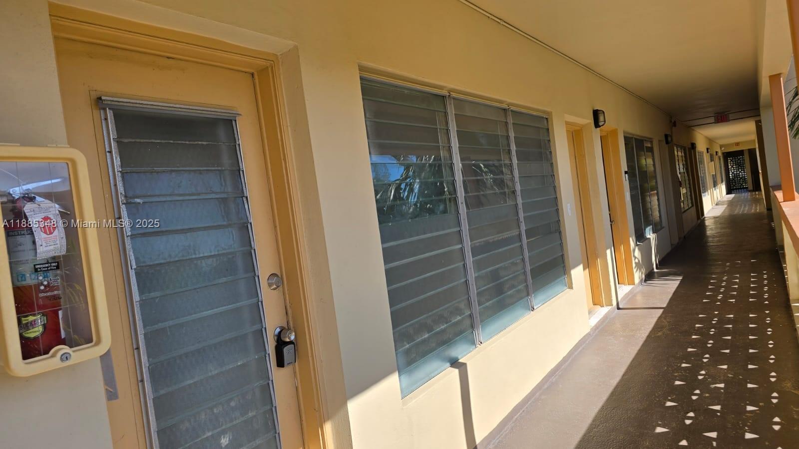 1885 Northeast 121st Street, Unit 17 North Miami, FL 33181 - Photo 14 of 14