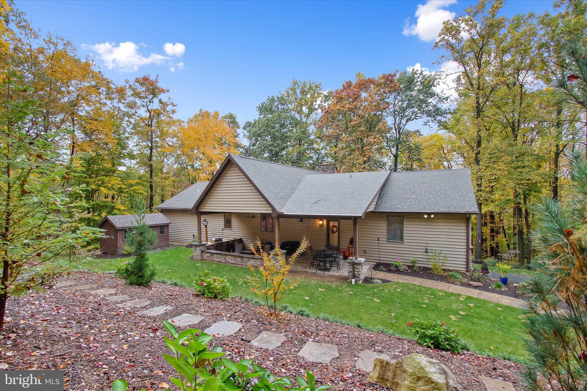 1795 Manor Road Windsor, PA 17366 - Photo 2 of 45