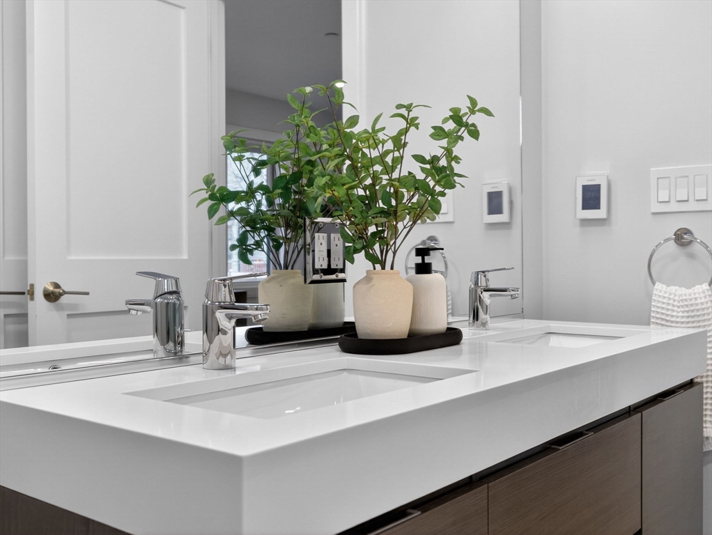 36 Hall Street, Unit 1 Boston, MA 02130 - Photo 13 of 32