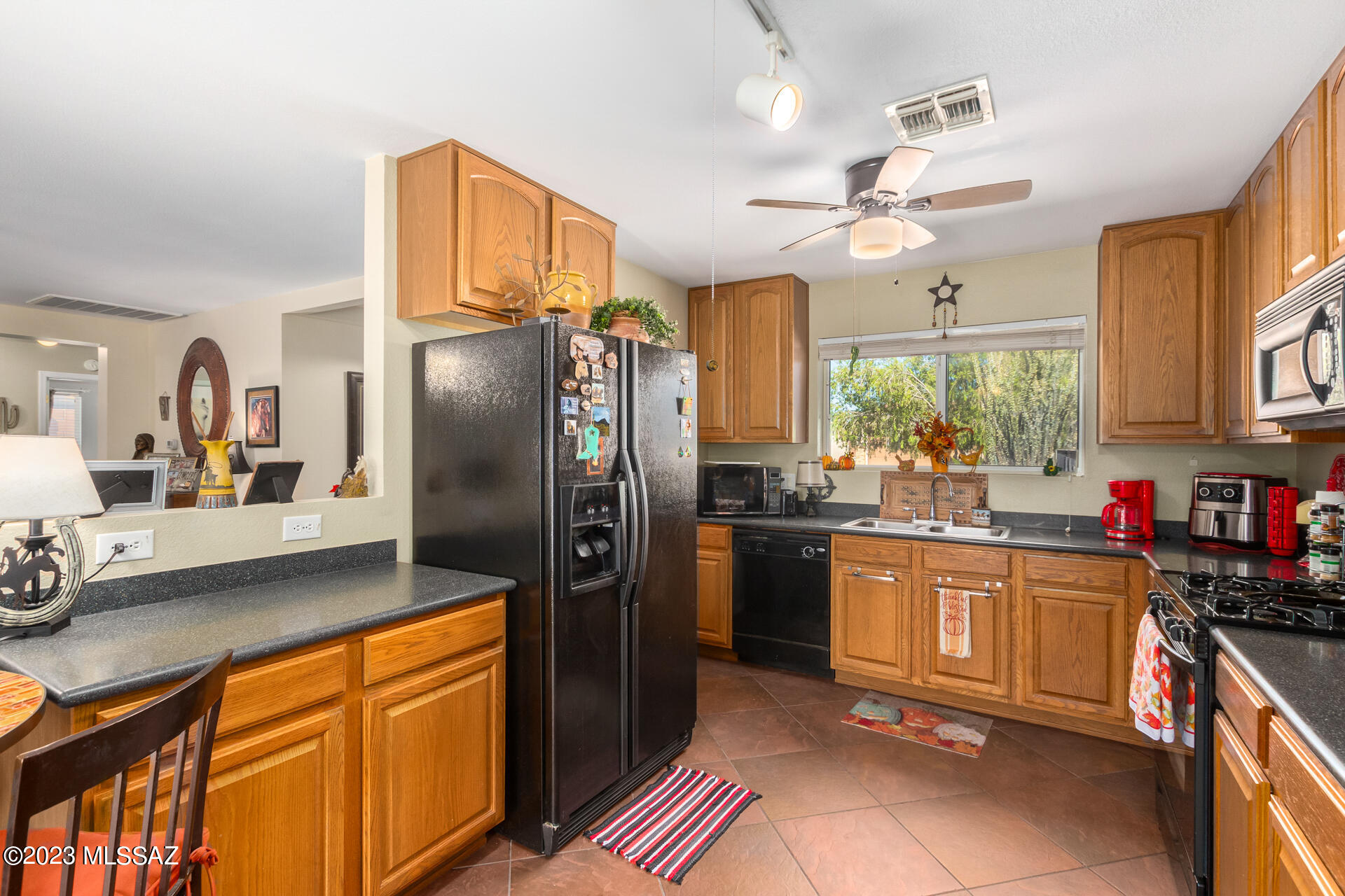 3686 East Canter Road Tucson, AZ 85739 - Photo 10 of 28