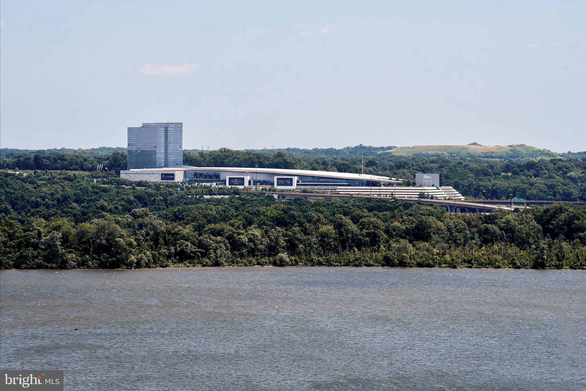 400 Madison Street, Unit 409 Alexandria, VA 22314 - Photo 70 of 98 a view of a city