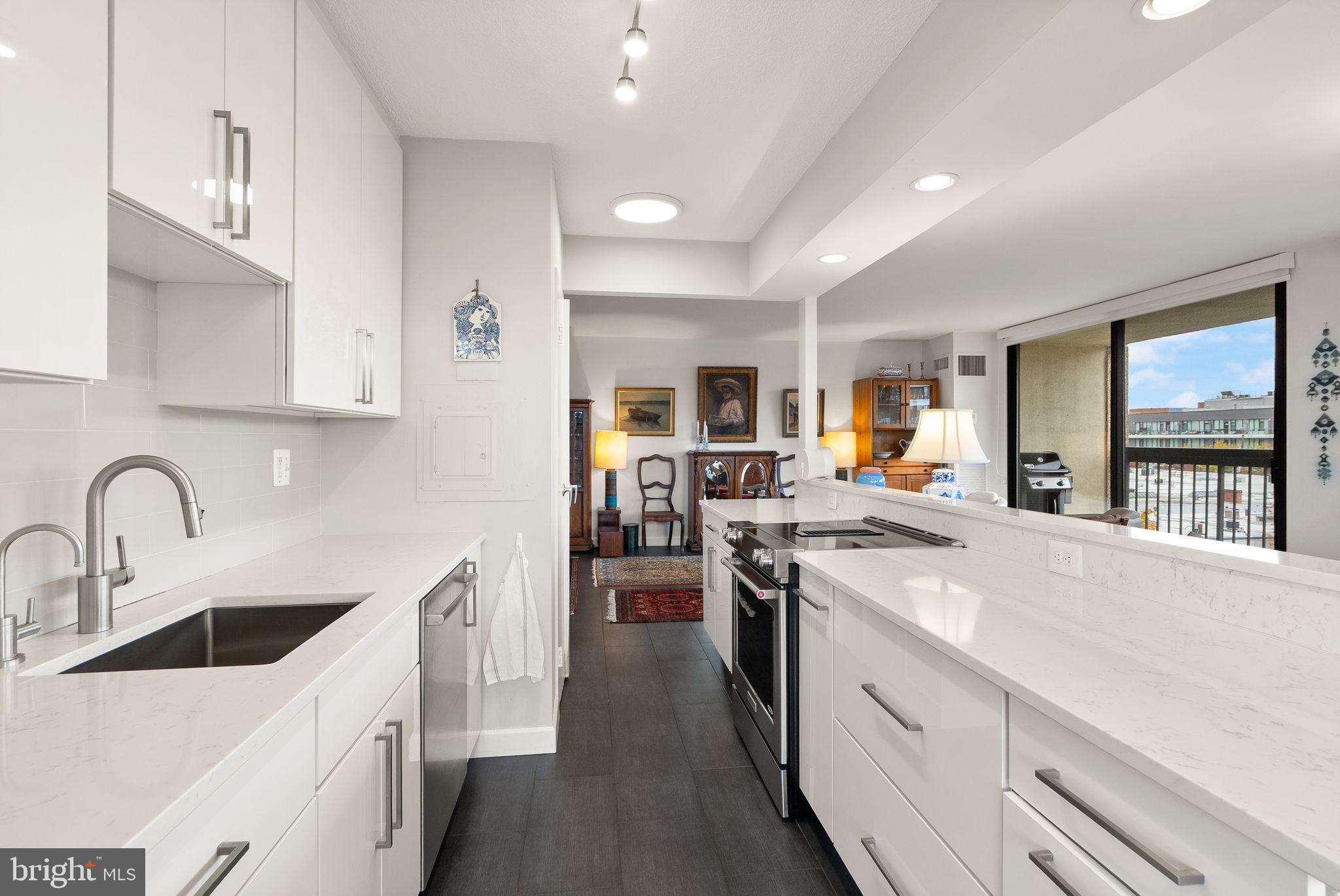 400 Madison Street, Unit 409 Alexandria, VA 22314 - Photo 8 of 98