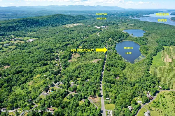 $1,300 | 669 Broadway, Unit 6, Ulster Park, NY 12487