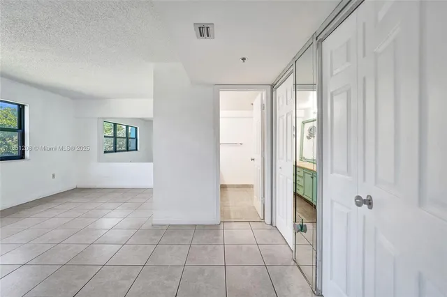 $2,400 | 1201 South Ocean Drive, Unit 201N, Hollywood, FL 33019