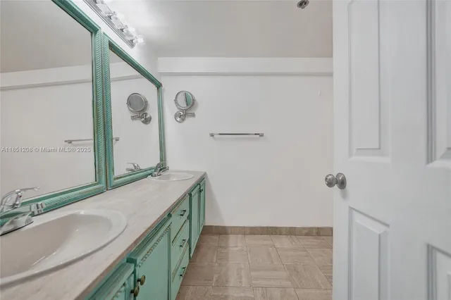 $2,400 | 1201 South Ocean Drive, Unit 201N, Hollywood, FL 33019