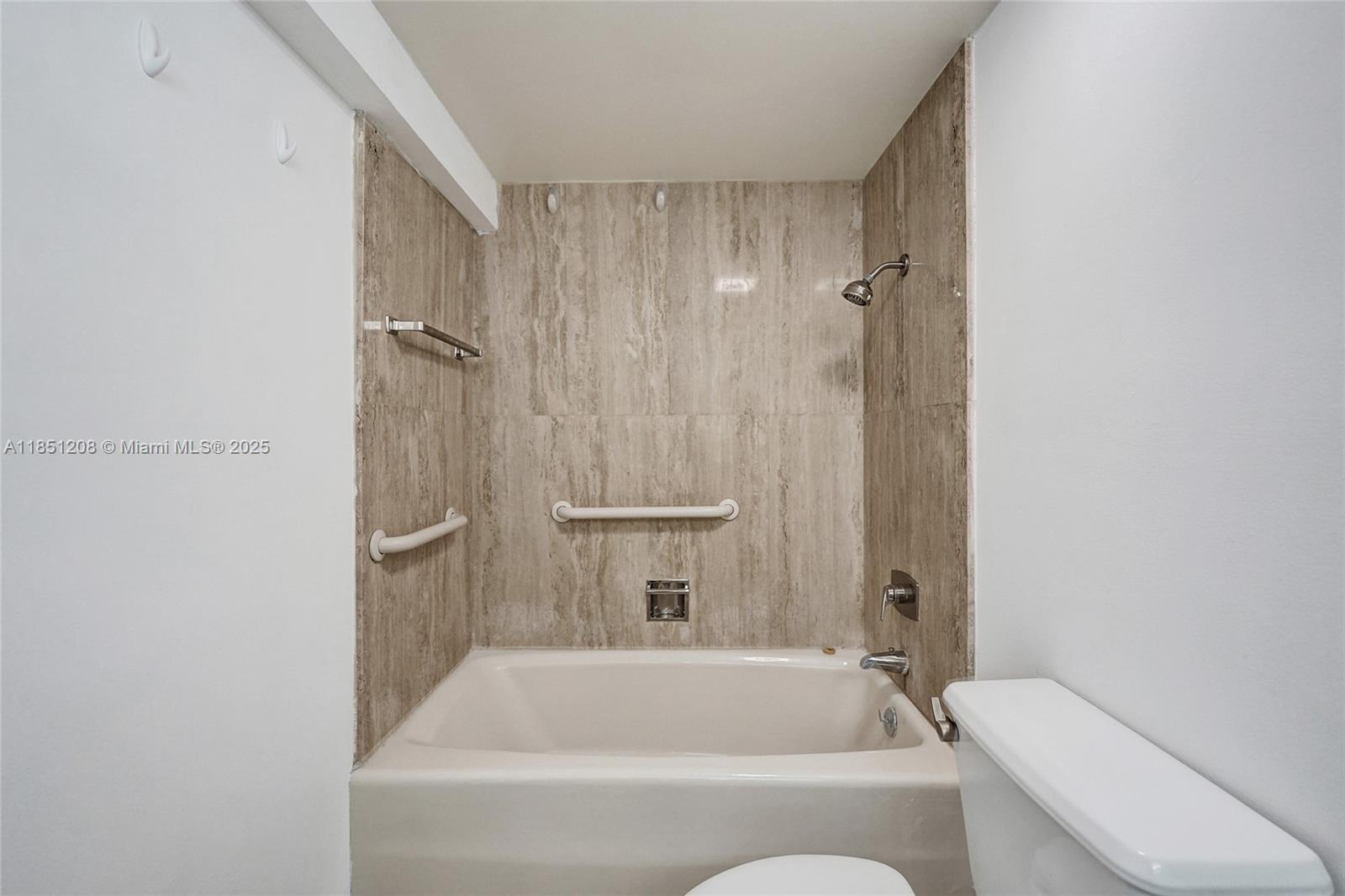 1201 South Ocean Drive, Unit 201N Hollywood, FL 33019 - Photo 18 of 31