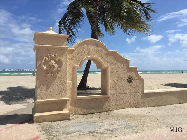 $2,400 | 1201 South Ocean Drive, Unit 201N, Hollywood, FL 33019