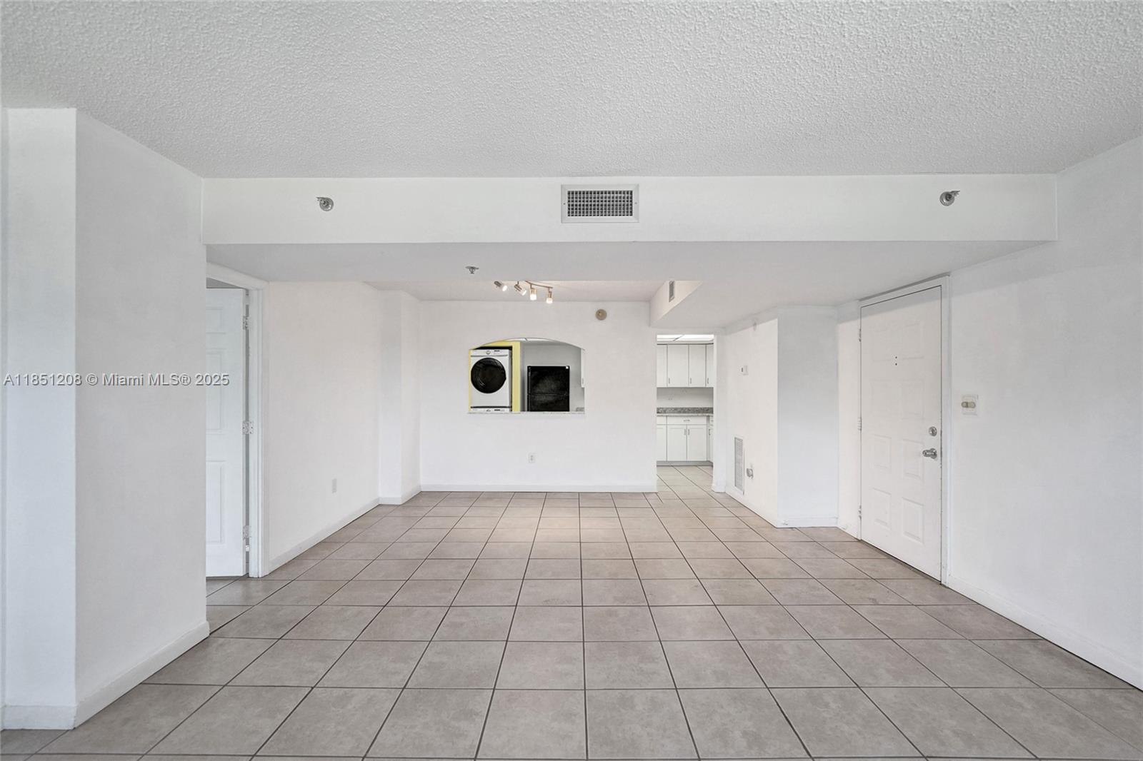 1201 South Ocean Drive, Unit 201N Hollywood, FL 33019 - Photo 7 of 31