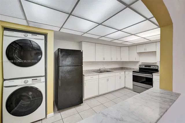 $2,400 | 1201 South Ocean Drive, Unit 201N, Hollywood, FL 33019