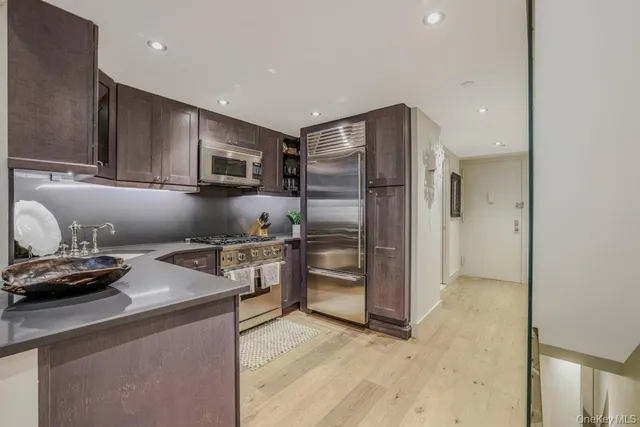 $2,199,888 | 155 West 15th Street, Unit 1E | Chelsea