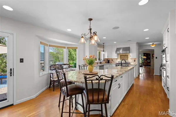 $1,299,000 | 12225 Carberry Place, Town and Country, MO 63131