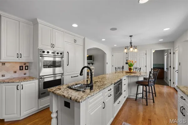$1,299,000 | 12225 Carberry Place, Town and Country, MO 63131