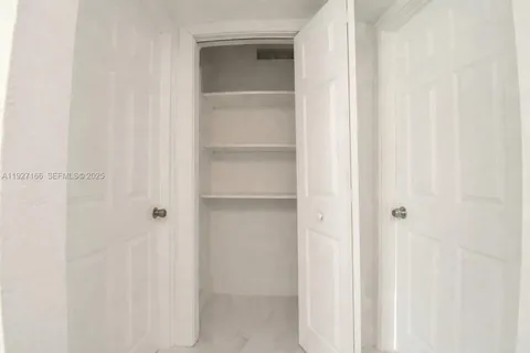 $399,000 | 14920 Garfield Drive, Homestead, FL 33033