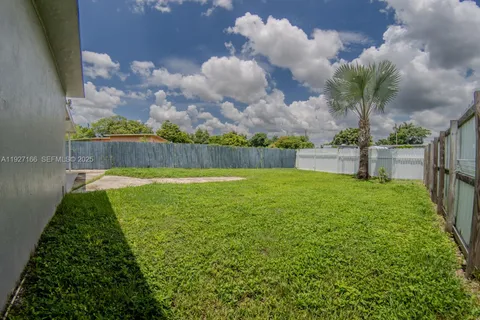 $399,000 | 14920 Garfield Drive, Homestead, FL 33033