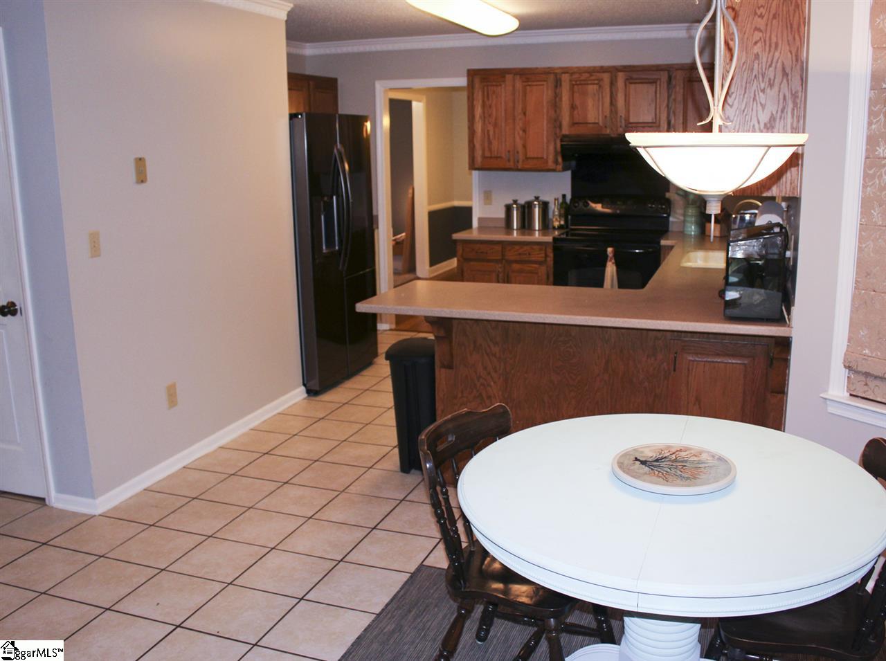 406 Spring Meadow Road Simpsonville, SC 29680 - Photo 8 of 25 Gallery Image 8
