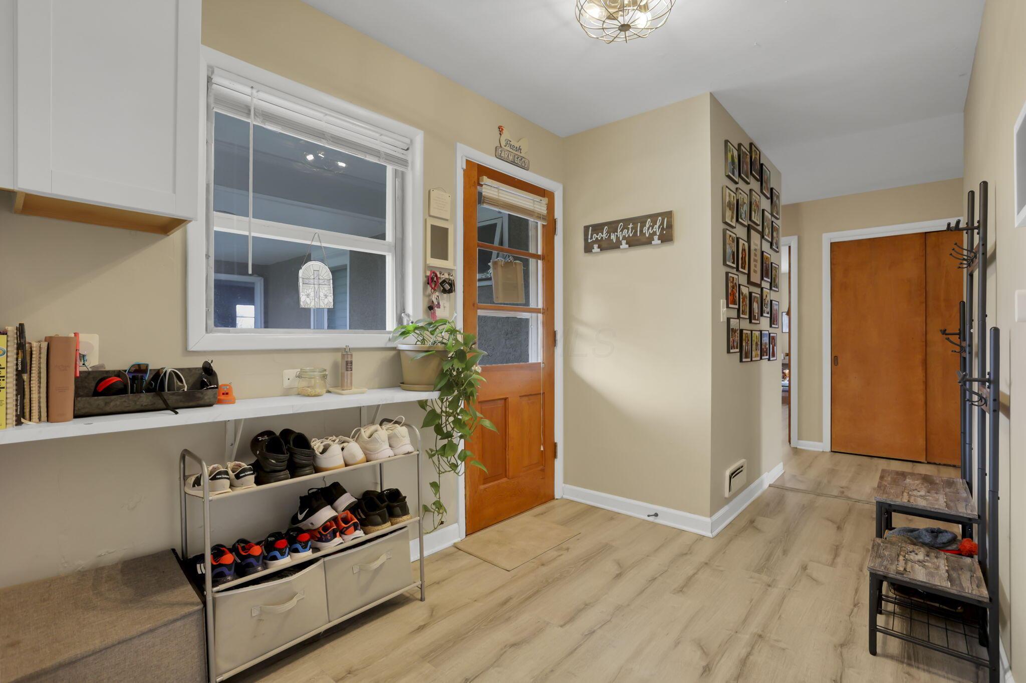 535 Murnan Road Galloway, OH 43119 - Photo 15 of 57 24-web-or-mls-LO5A9725