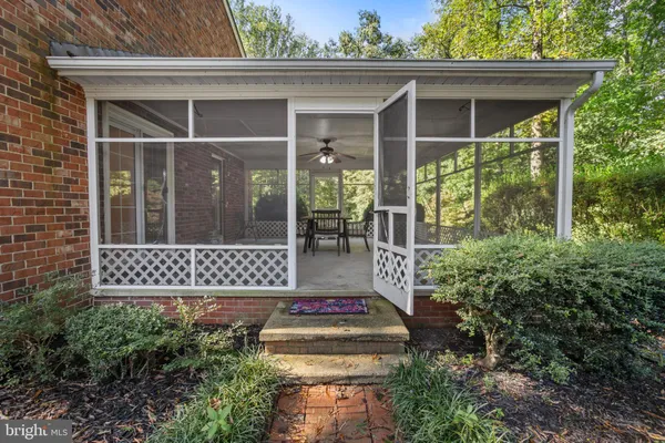 $430,000 | 290 Monroe Street, Montross, VA 22520