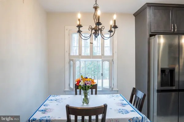 a view of a garage with table and chairs