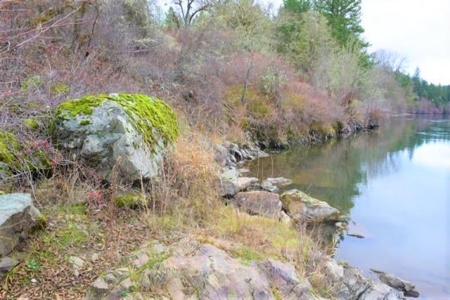5075 Riverbanks Road Grants Pass, OR 97527 - Photo 11 of 15 great fishing rock