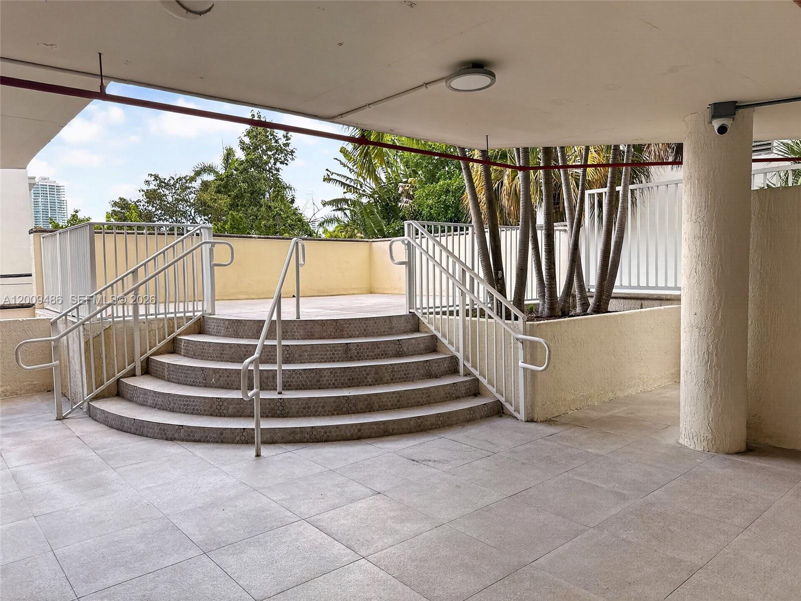 280 Southwest 20th Road, Unit 904 Miami, FL 33129 - Photo 29 of 32 Gallery Image 29