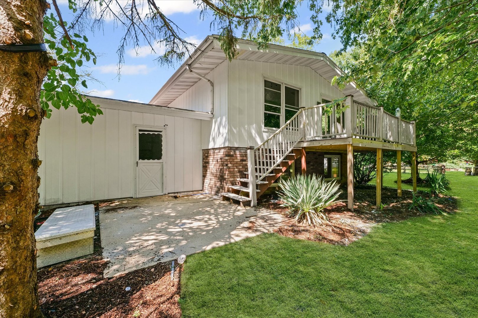 5 Allison Drive Paxton, IL 60957 - Photo 30 of 34 a view of a house with backyard