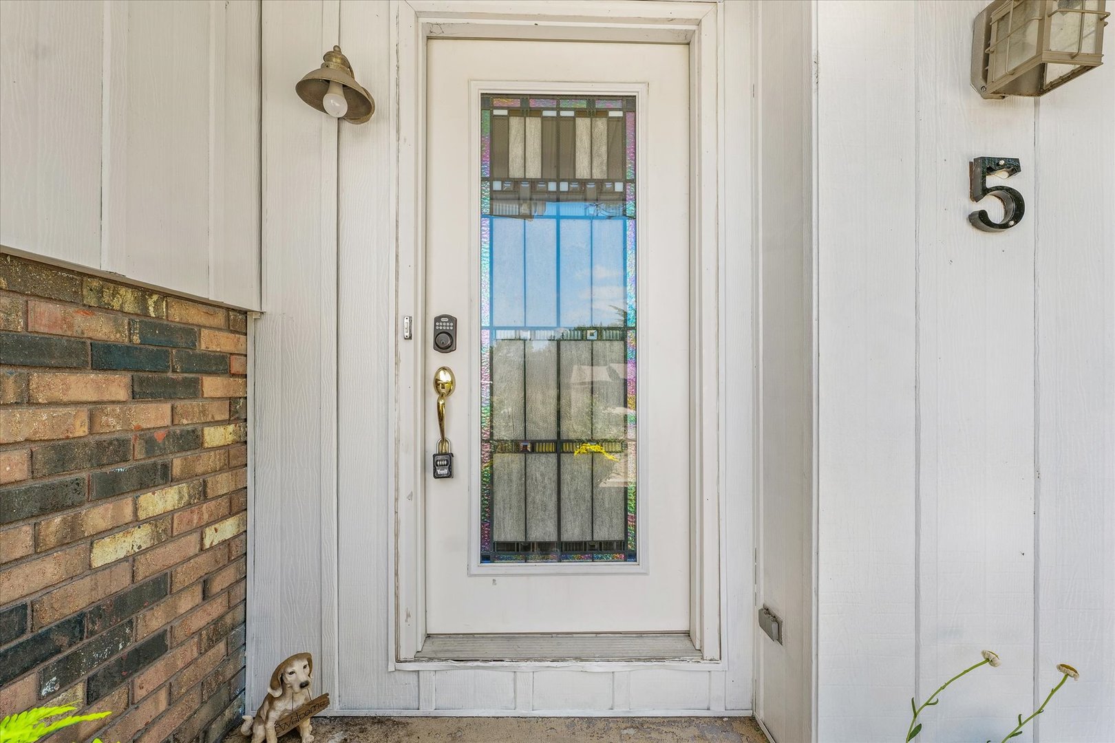 5 Allison Drive Paxton, IL 60957 - Photo 4 of 34 a view of a bathroom with a shower