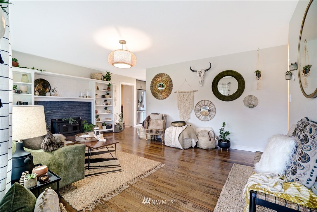215 East View Ridge Drive Everett, WA 98203 - Photo 4 of 37 Gallery Image 4